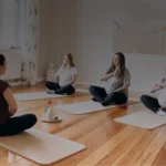 Ensttapnnungs Kurs mit Kundinnen und Kursleiterin